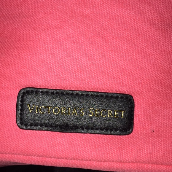 💕 Victoria Secret Carry Case💕 - Picture 2 of 8